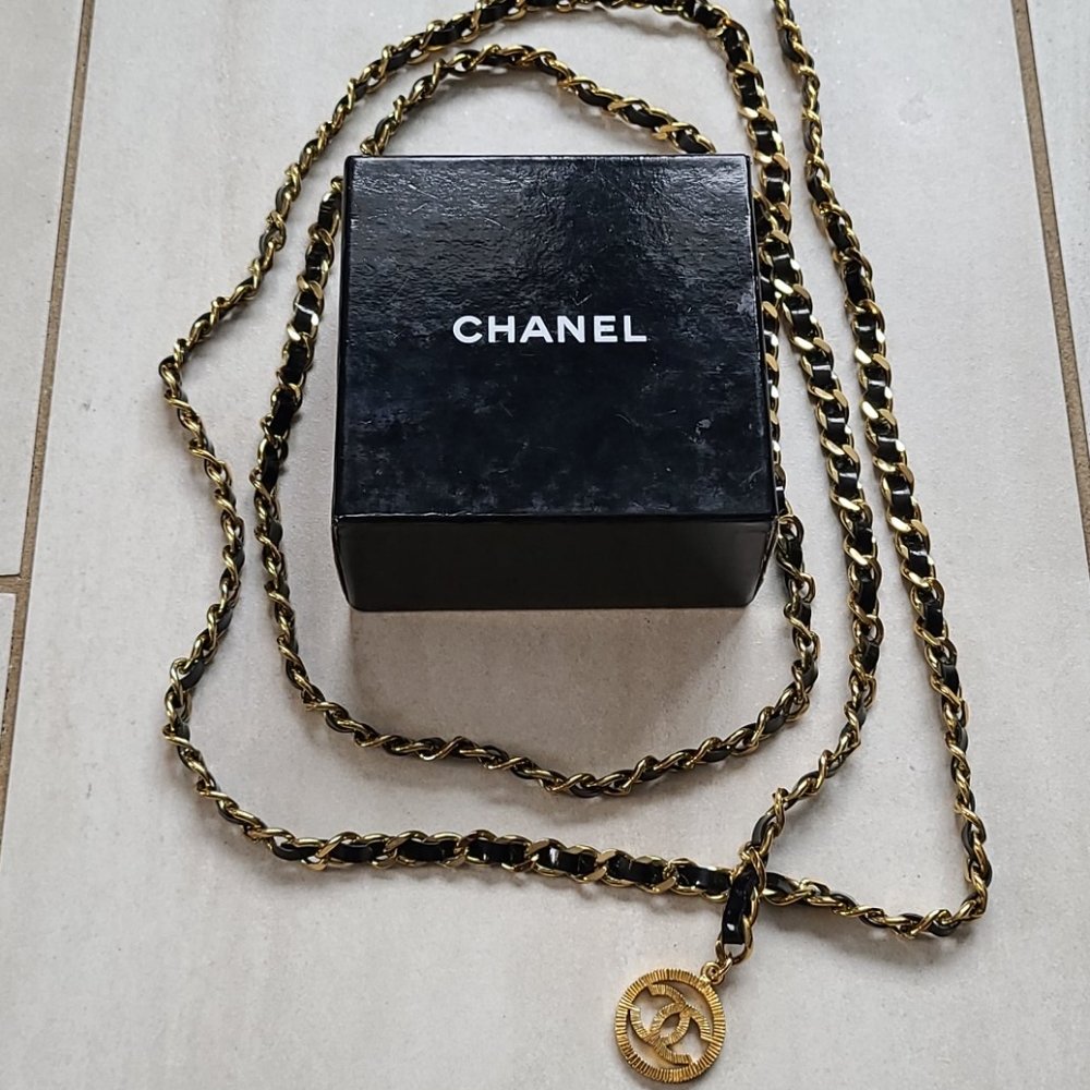 CHANEL Gold Chain Adjustable CC Logo Belt Black